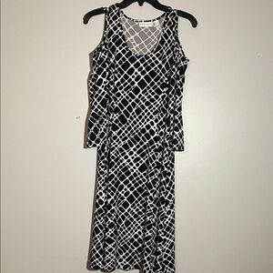 Susan Graver Black and White Geometric Midi Dress
